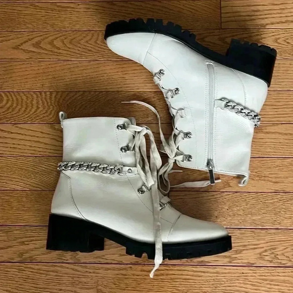 [9.5US] KARL LAGERFELD White Leather Patrice Chain-Detailed PlatformCombat Boots - Picture 2 of 12